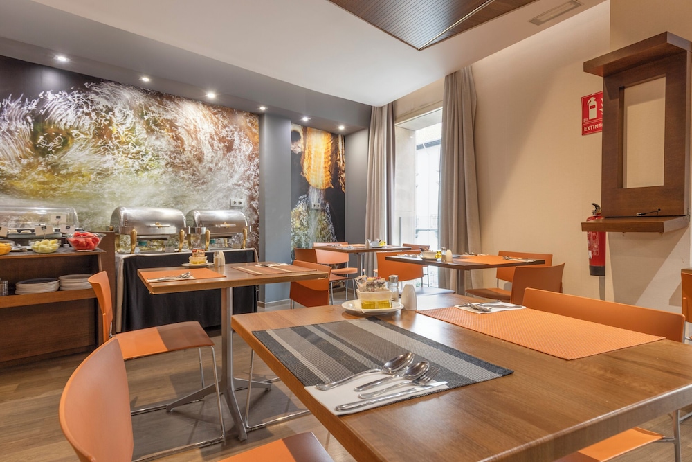 Bibo Suites Hotel 37/54
