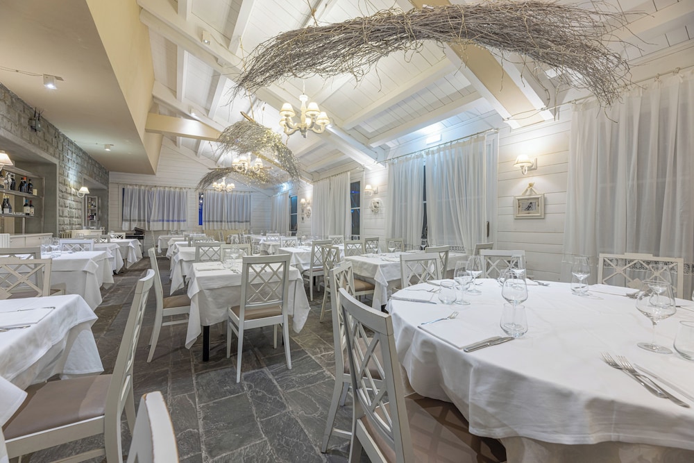 Val di Luce Spa Resort 61/74