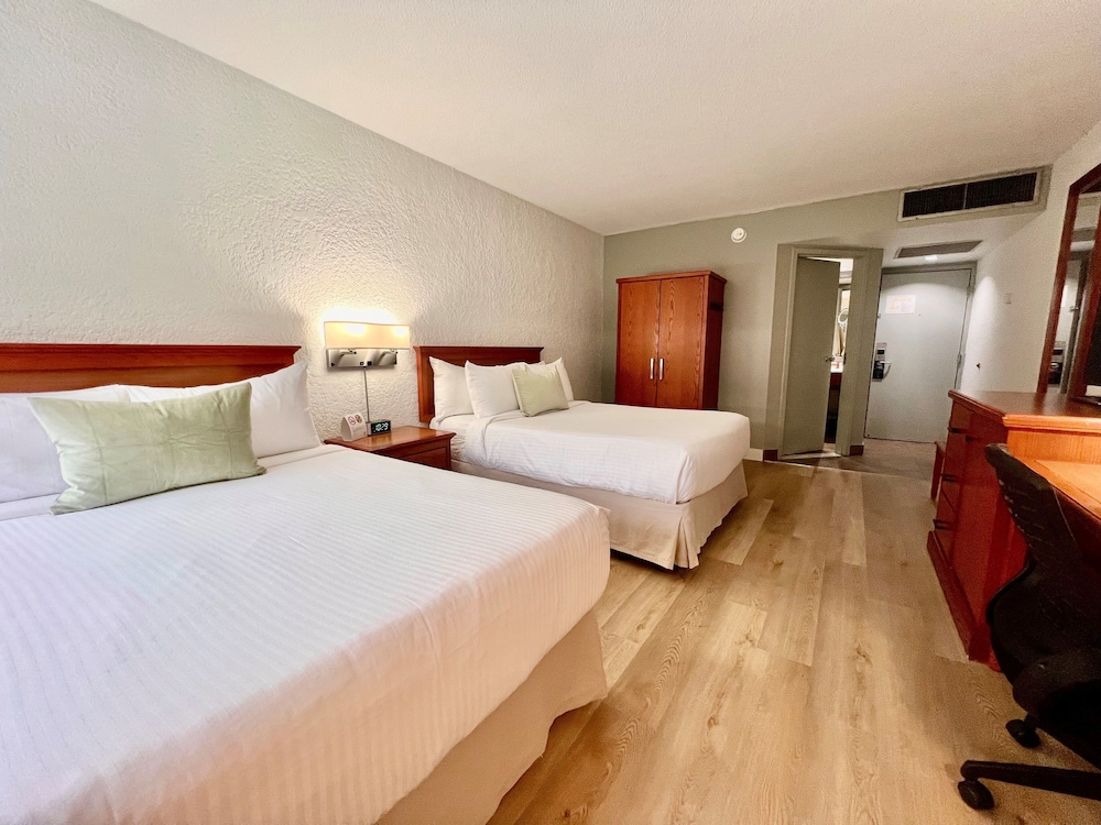 Hotel Universel Montreal 12/50