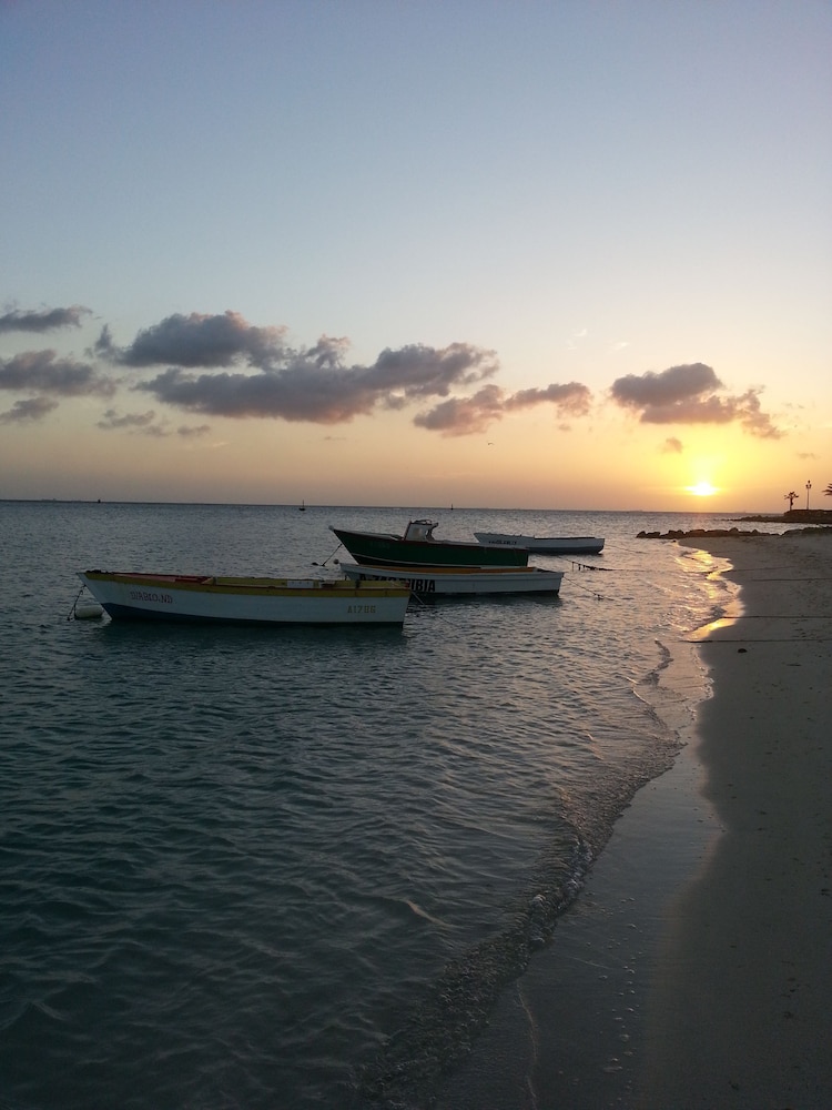 Le Chateau Ocean Villas 36/48