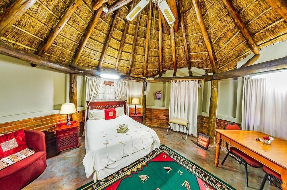 Amper Bo Guesthouse 13/35