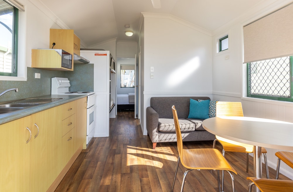NRMA Bowen Beachfront Holiday Park 9/28