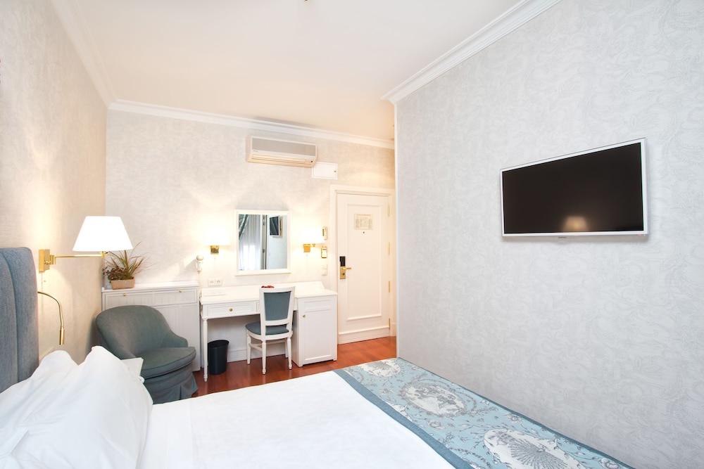 Hotel Atlantico Madrid 45/74