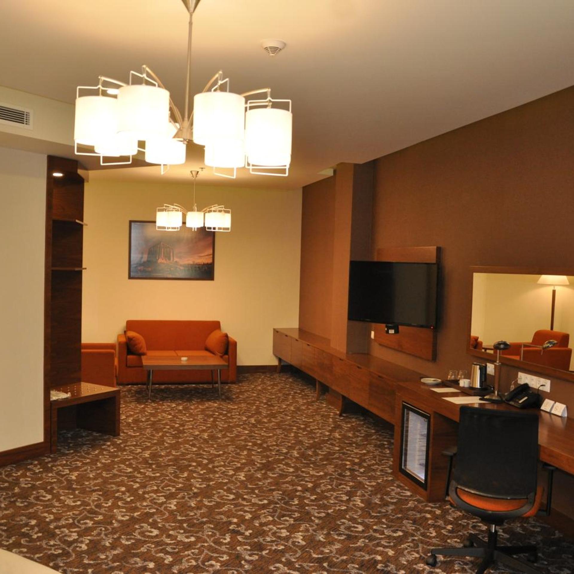 Kurmick Maysan Hotel 44/66