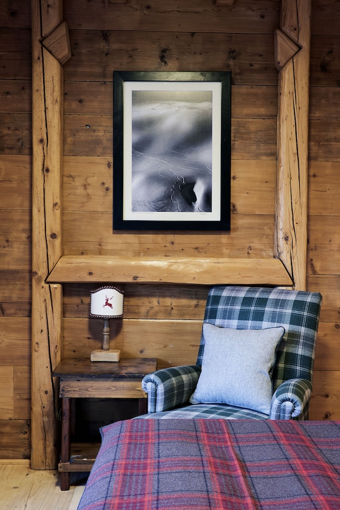 Eight Cortina photo4