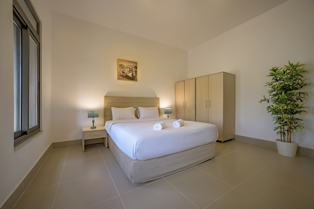 Tala Bay Residence 18/73