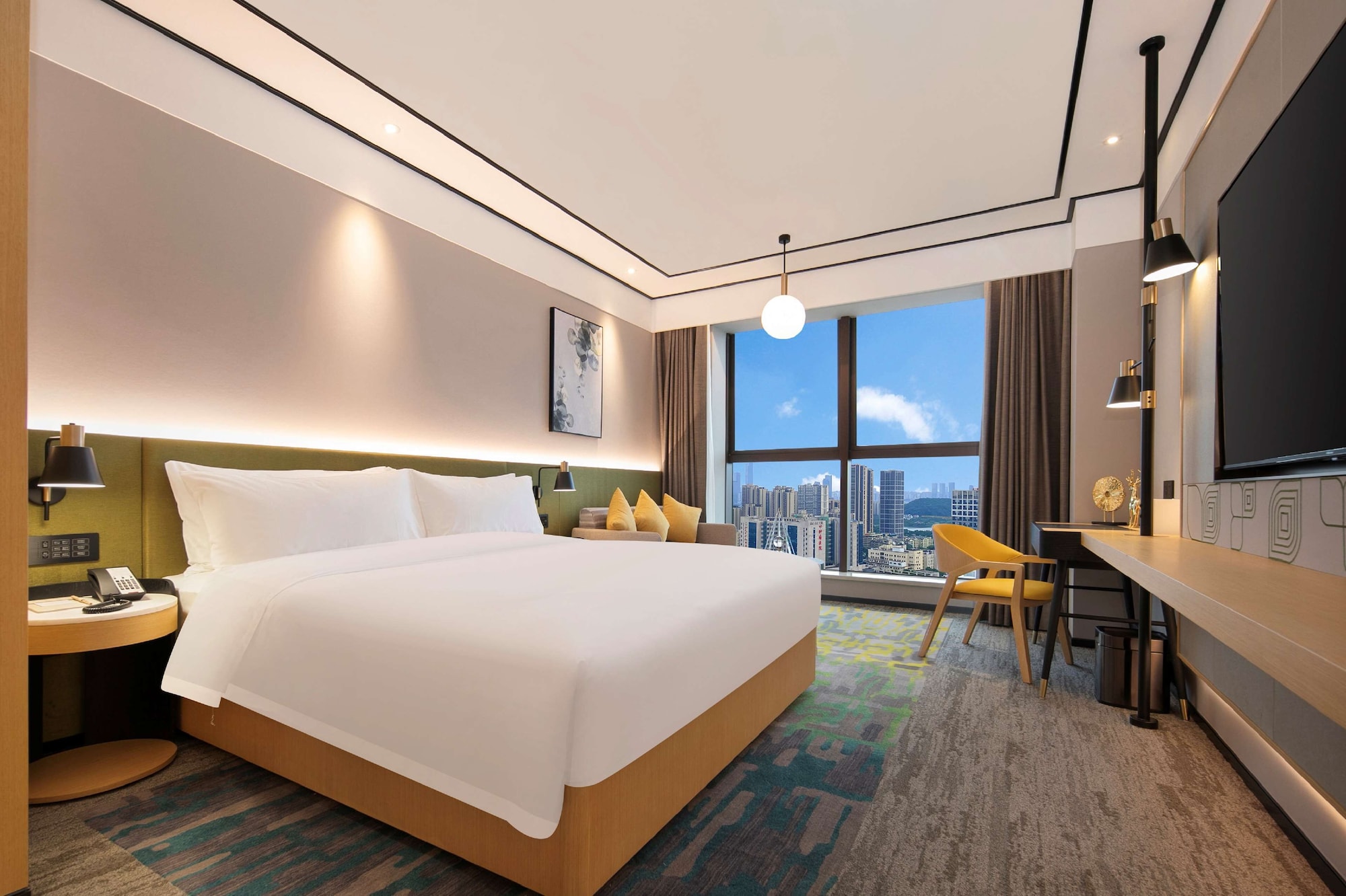 SUPERIOR, KING BED