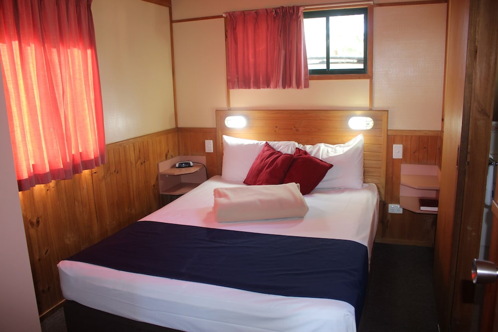 Lanis Holiday Island Caravan Park 17/67