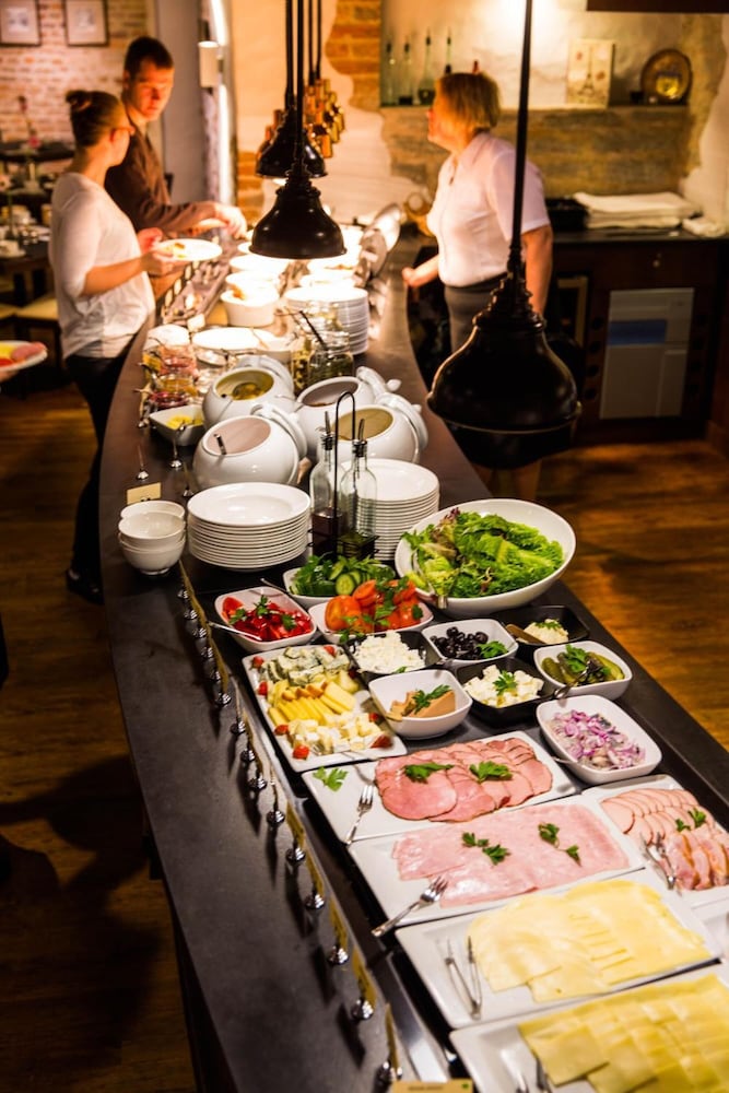 City Hotel Tallinn by Unique Hotels 27/29