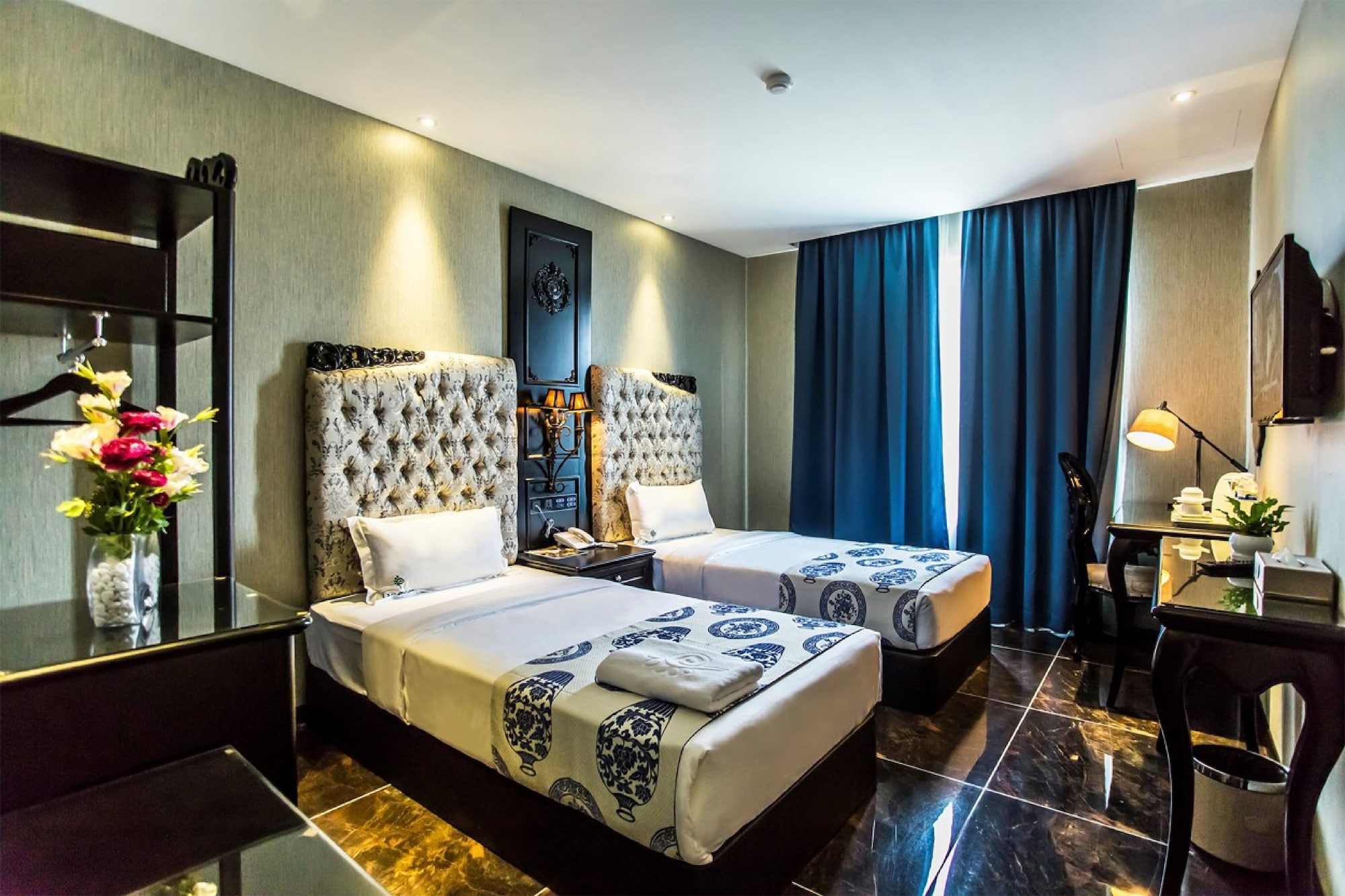 Executive, Twin Beds, Midori Concept Hotel 2/10