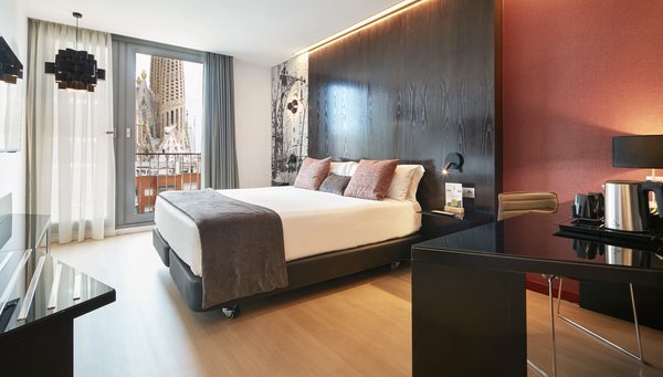 Classic, Double Bed, City View