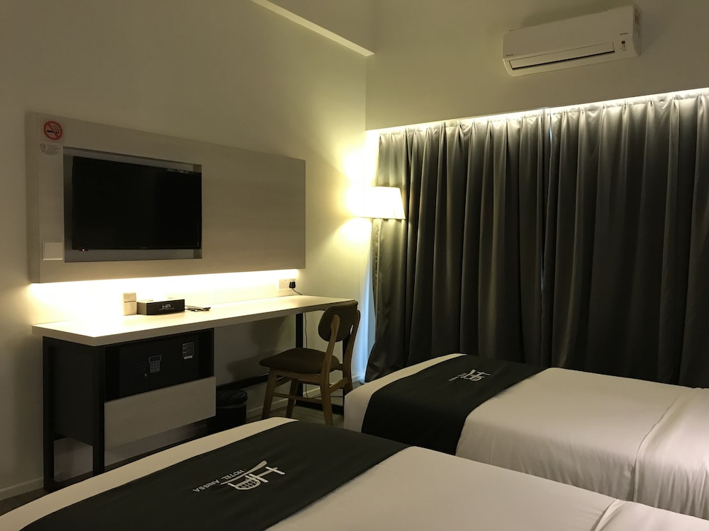 Hotel Arissa 31/57