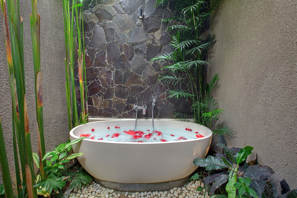 Anusara Luxury Villas - Adults Only 37/65