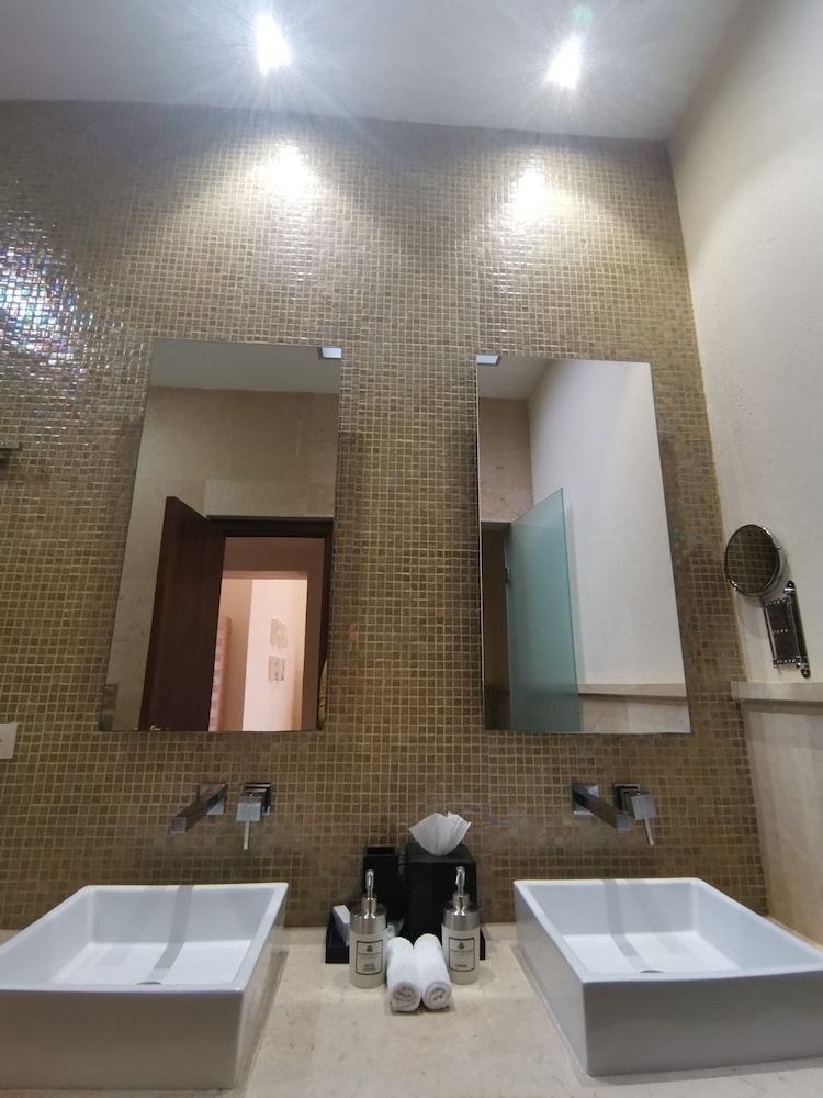 Hotel Mansión Del Conde 45/67