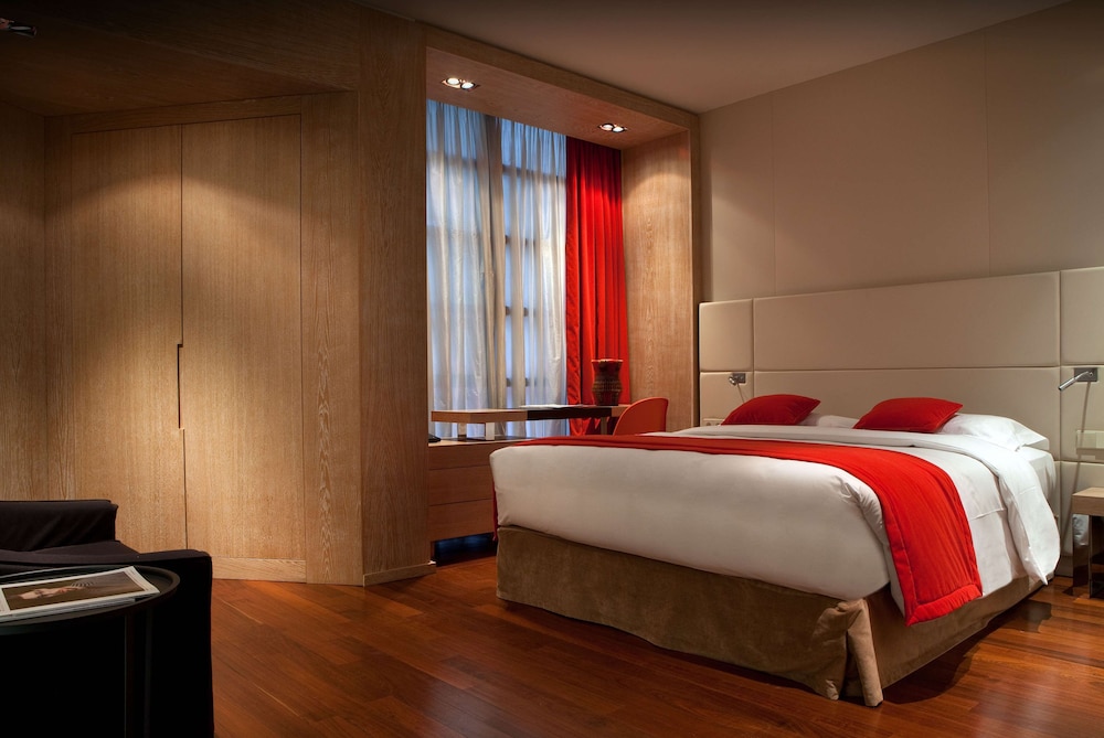 Golden Tulip Opera de Noailles 35/72