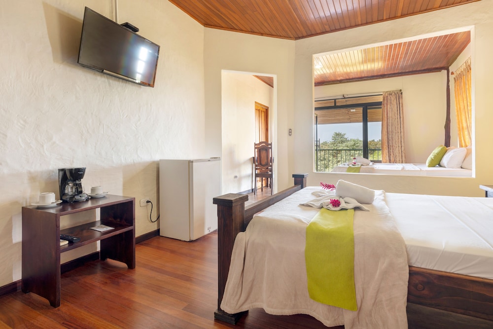 Tabulia Tree Hotel and Villas 42/77