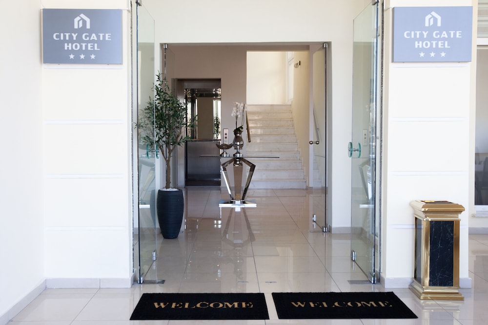City Gate Hotel 12/50