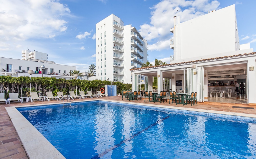 BLUESEA Cala Millor 9/76