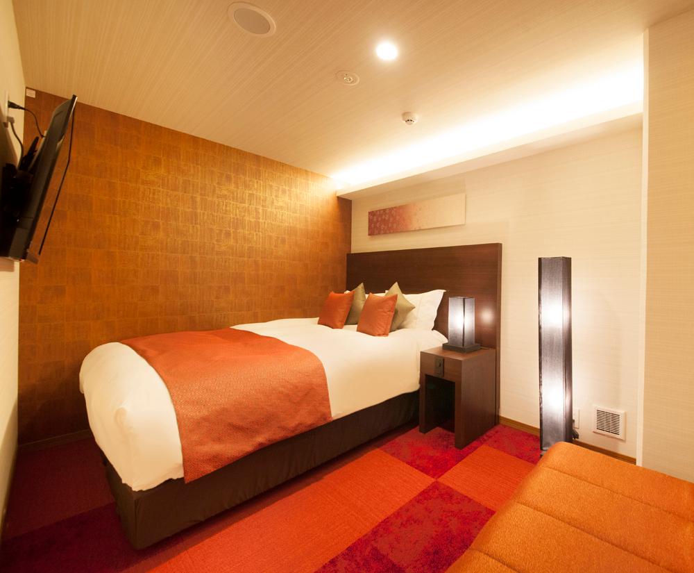 Semi Room, Run of House, Semi Double Bed