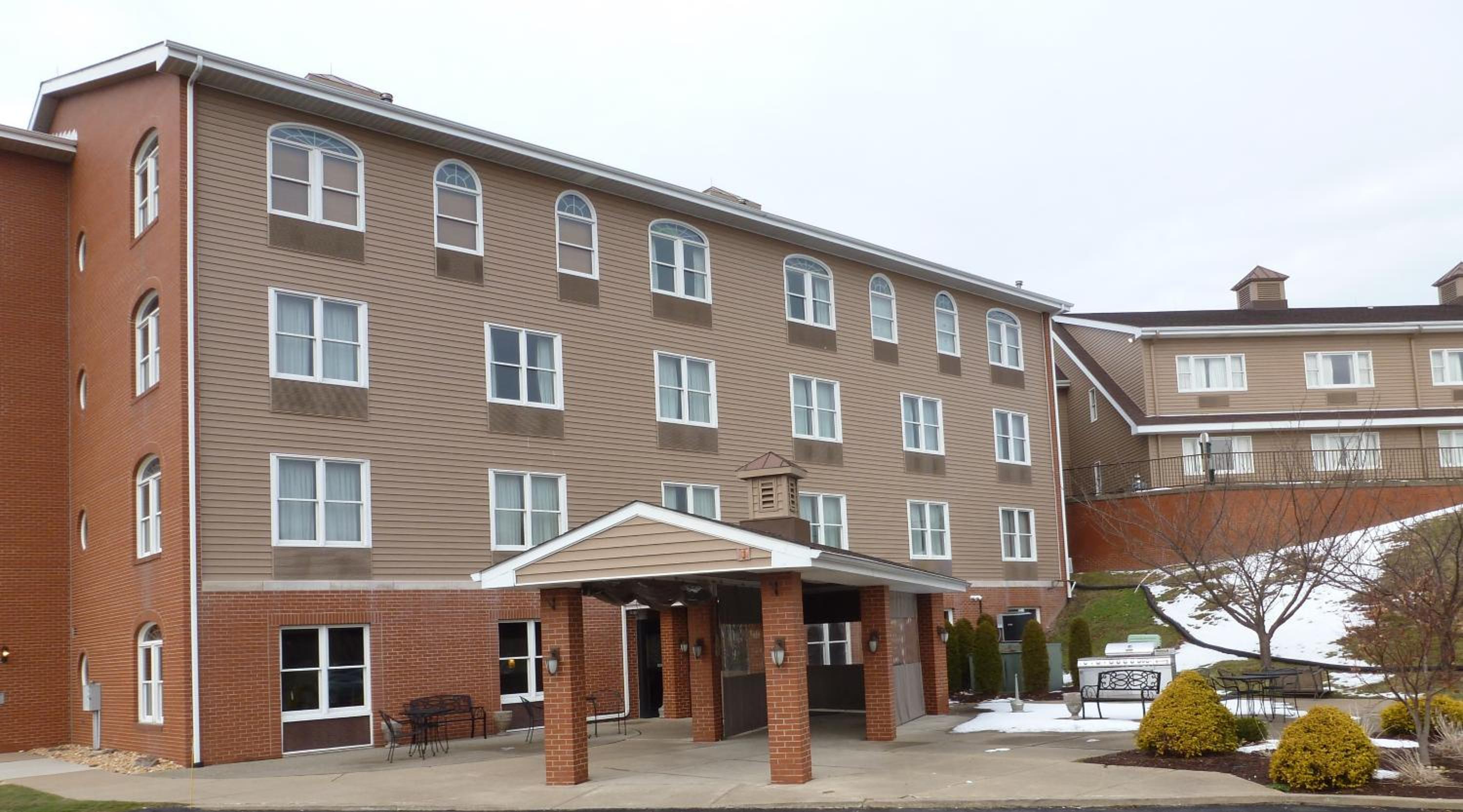 The Inn at Mountain View 2/33