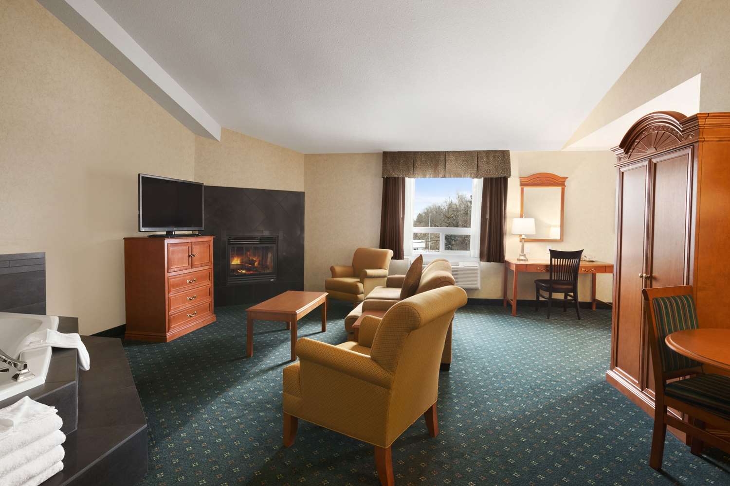 Travelodge by Wyndham Strathmore 9/22