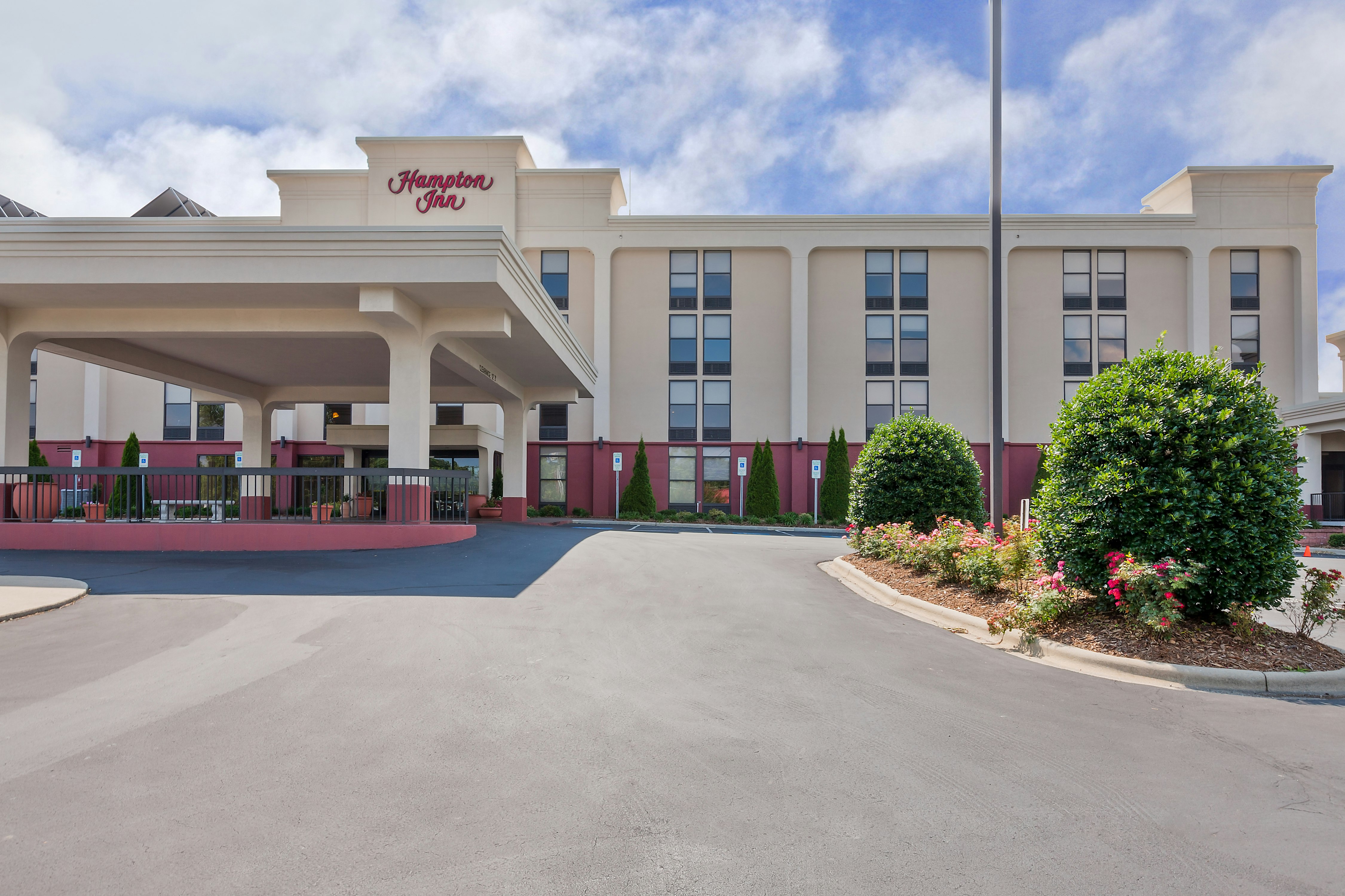 Hampton Inn Hendersonville 50/55
