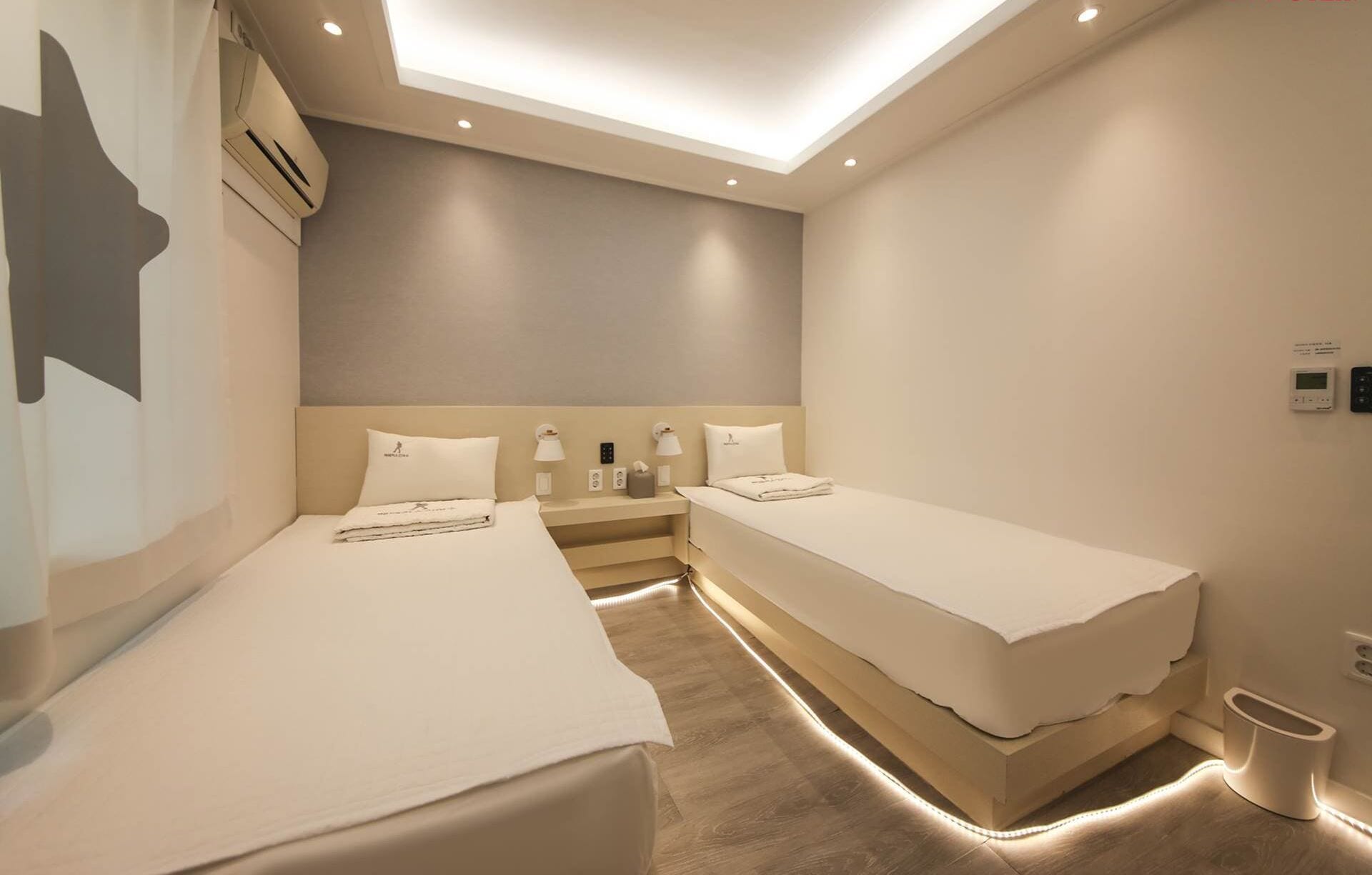 STANDARD, TWIN BEDS