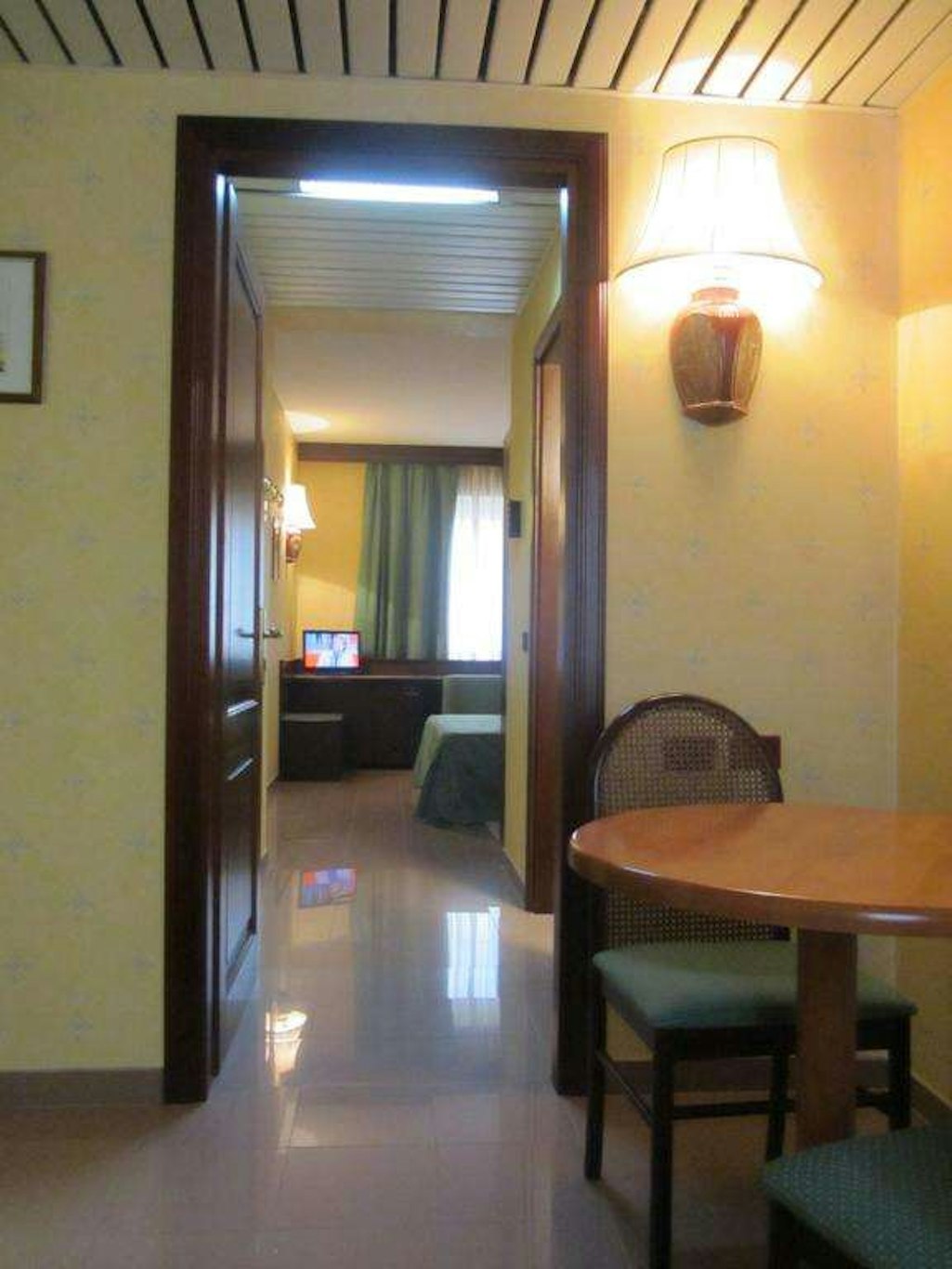 Leonardo Da Vinci Hotel 25/62