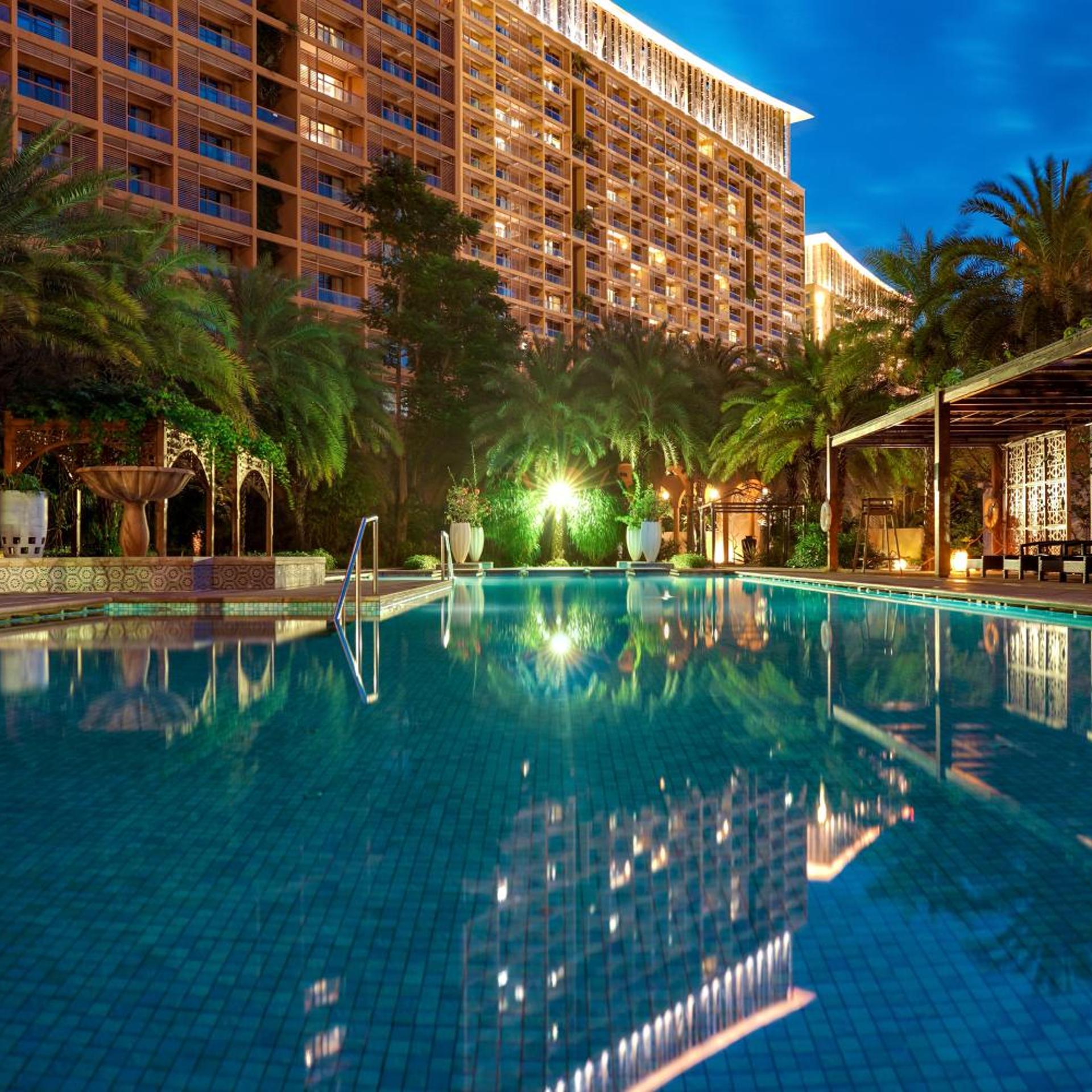 Mangrove Tree Resort World - Queen Palm 3/26