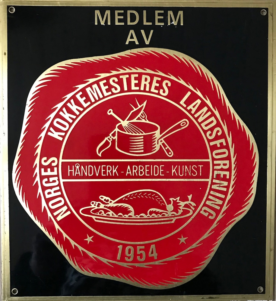 Reenskaug Hotel 25/50