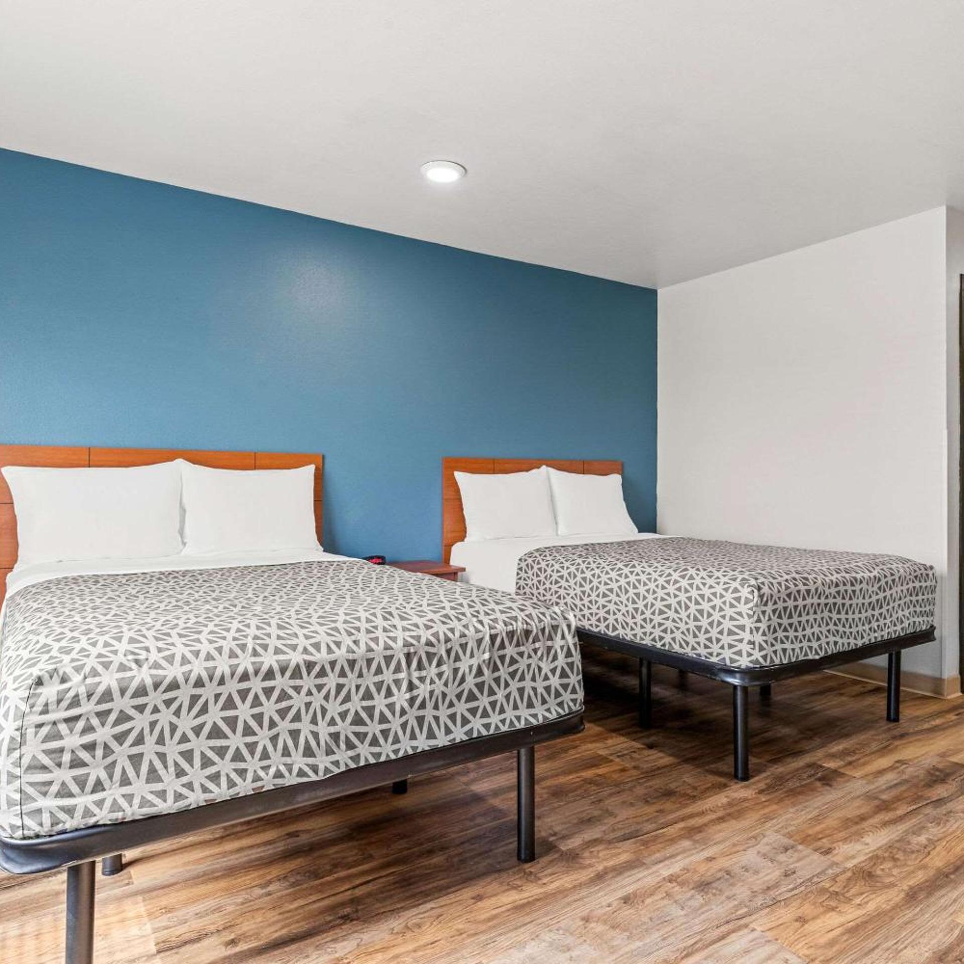 غرفة بسريرين مزدوجين، WoodSpring Suites Tulsa 3/10