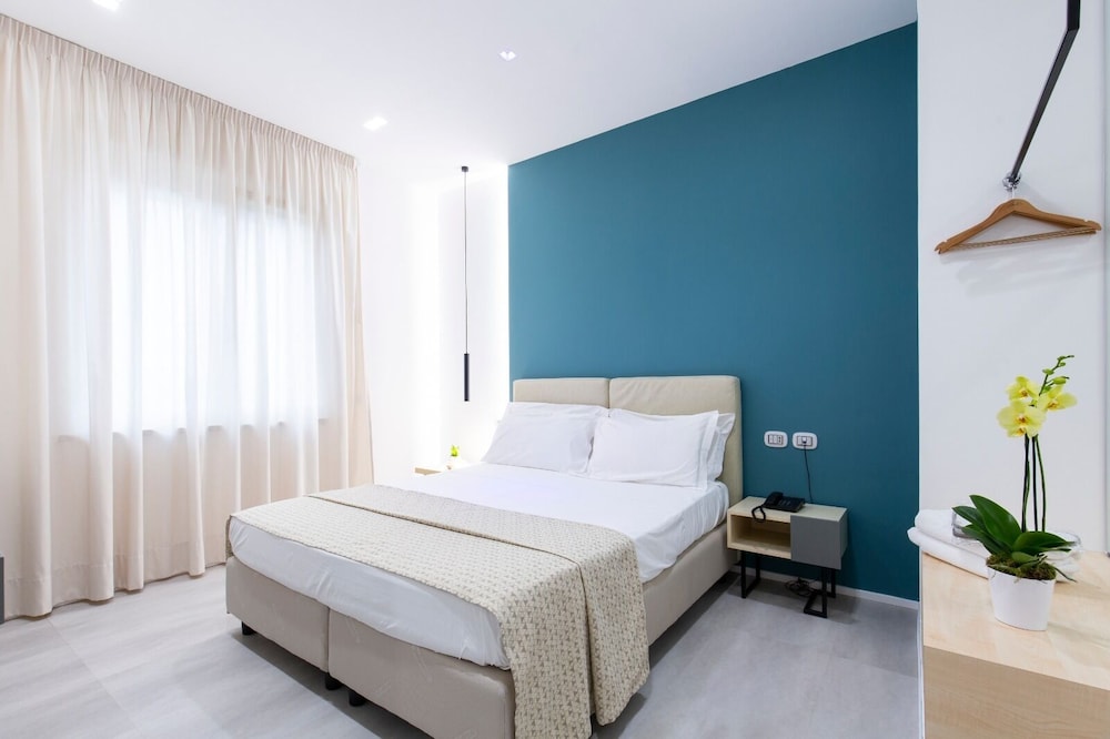 Hotel Plana 18/77