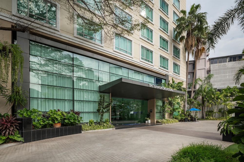 NH Bangkok Asoke 56/66