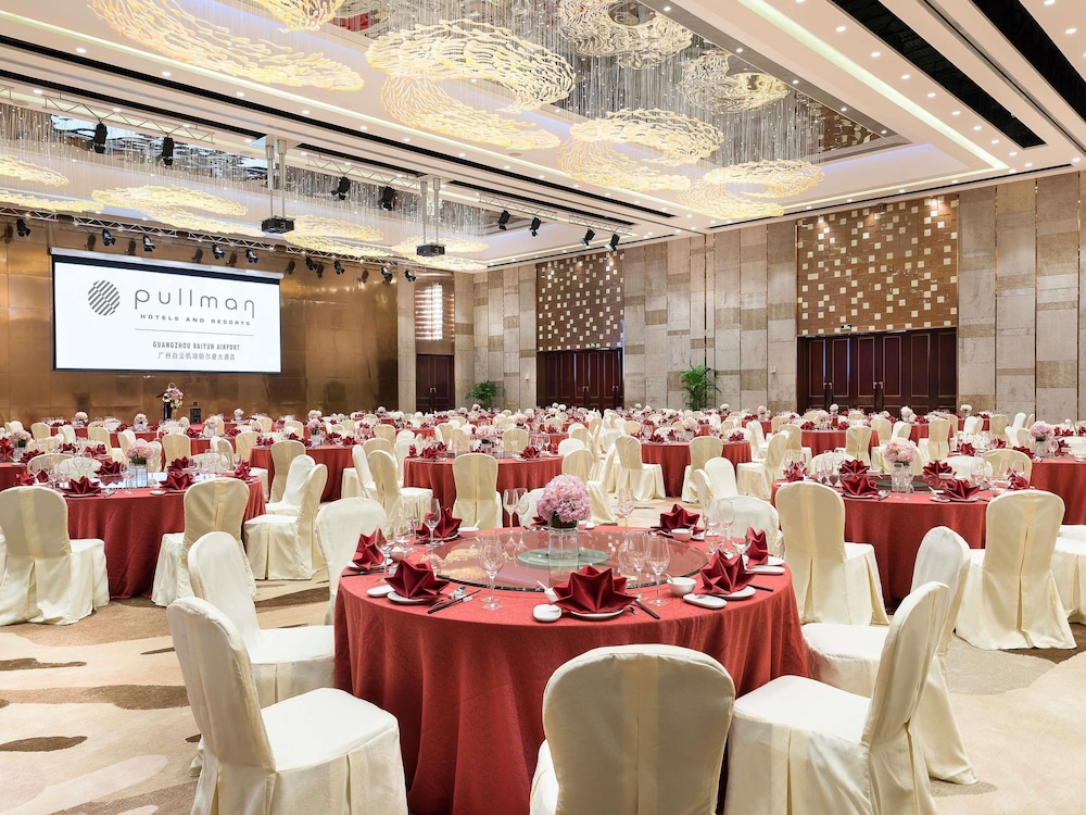 Pullman Guangzhou Baiyun Airport Hotel 66/77