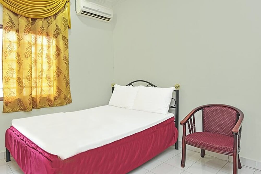 OYO Home 90388 Homestay Masha 8/26