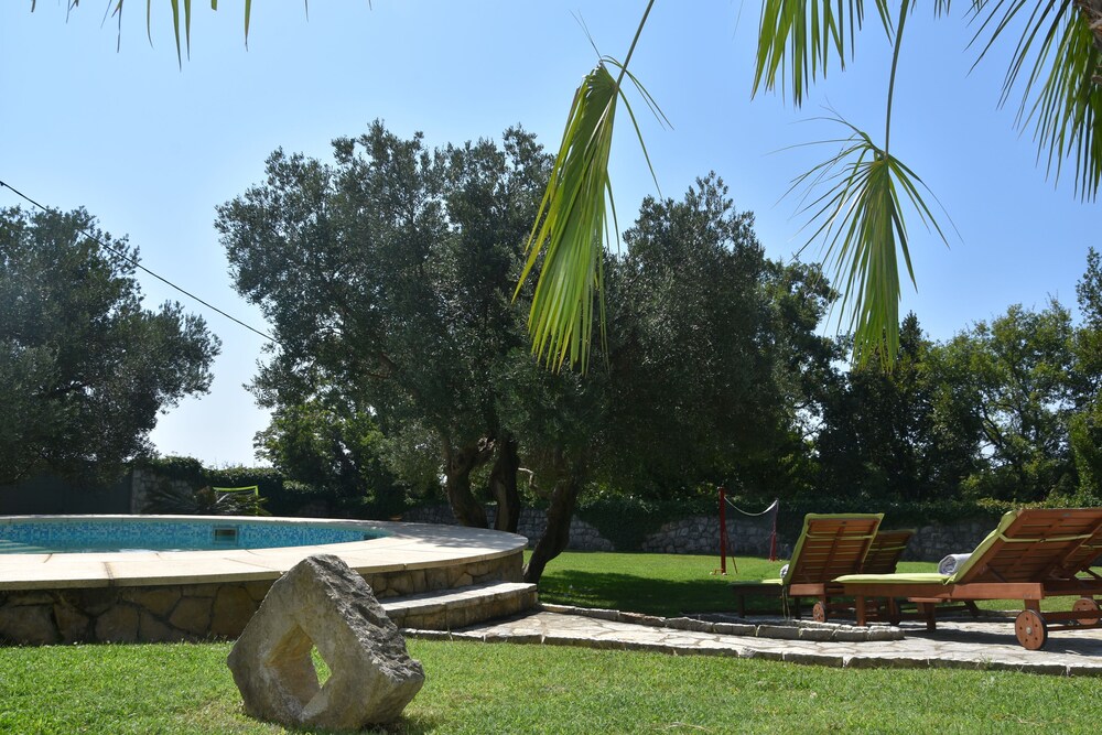 Villa Tereza 52/61