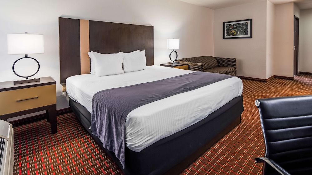 Standard, King Bed, Accessible