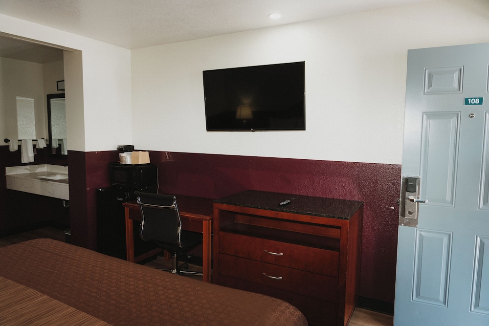 Paso Robles Wine Country Inn 29/39
