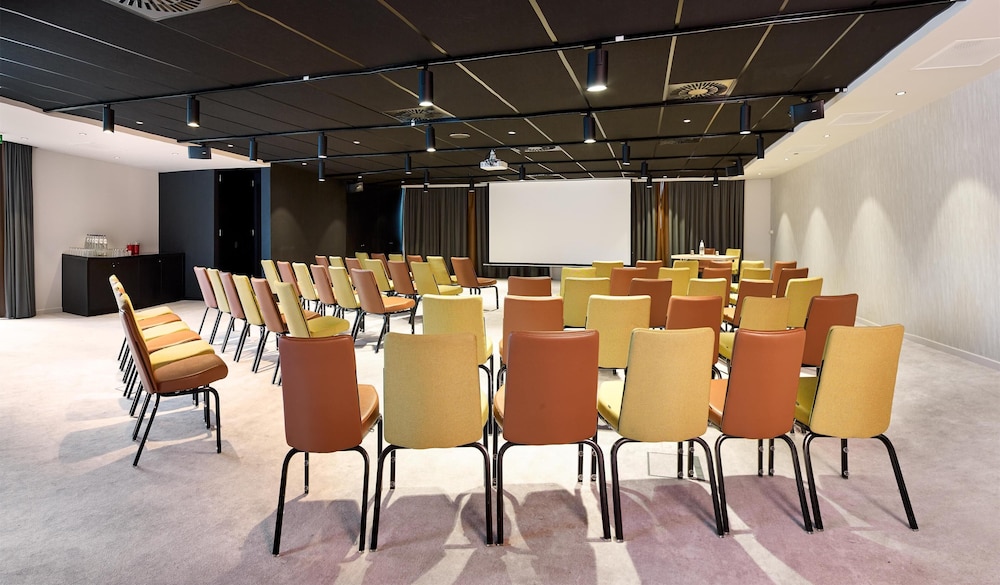 Park Inn By Radisson Brussels Airport 59/68