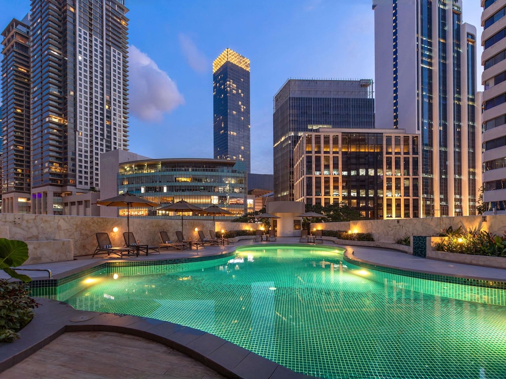 Novotel Kuala Lumpur City Centre 64/67