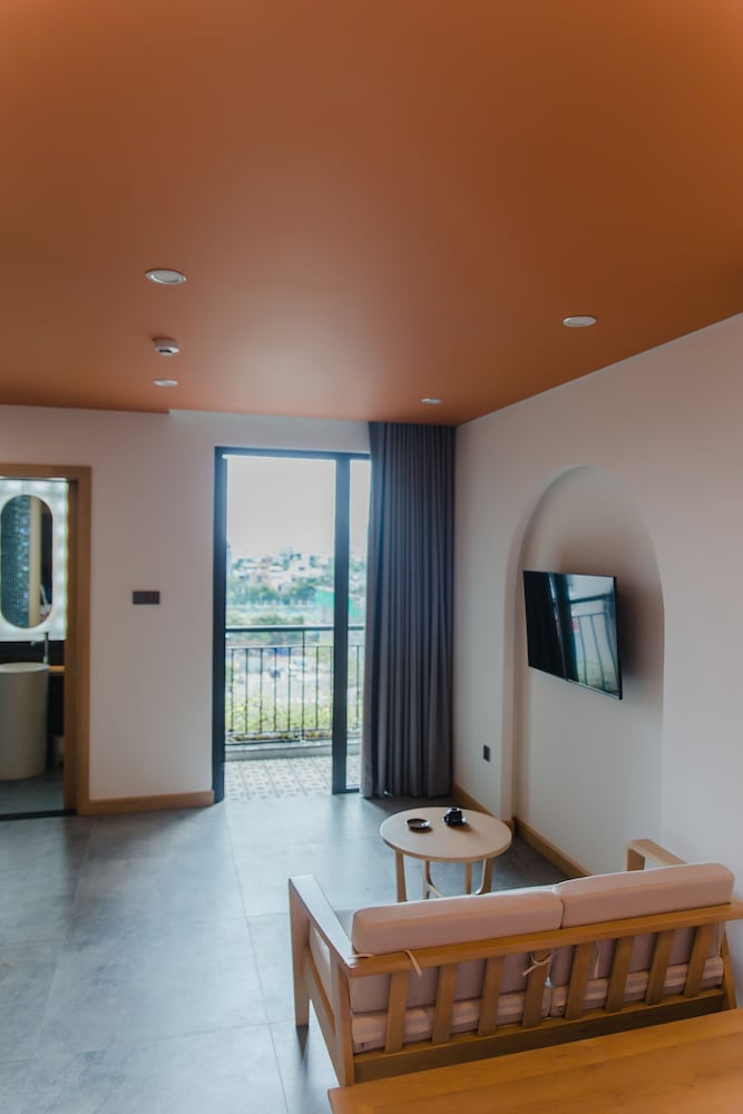 Shi House by Haviland 38/54