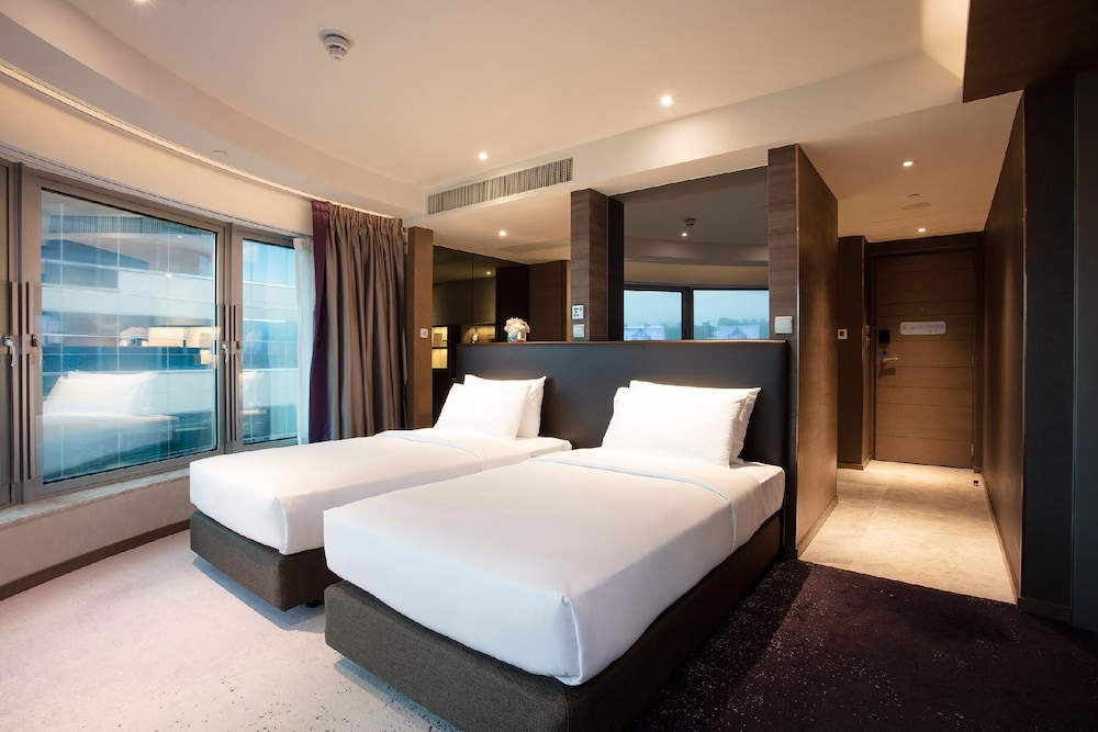 Plaza, Delight, Plus, Family, King and Twin Beds