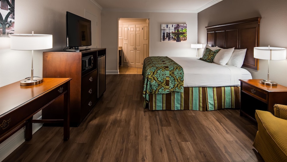 BEST WESTERN PLUS WESTBANK 20/50