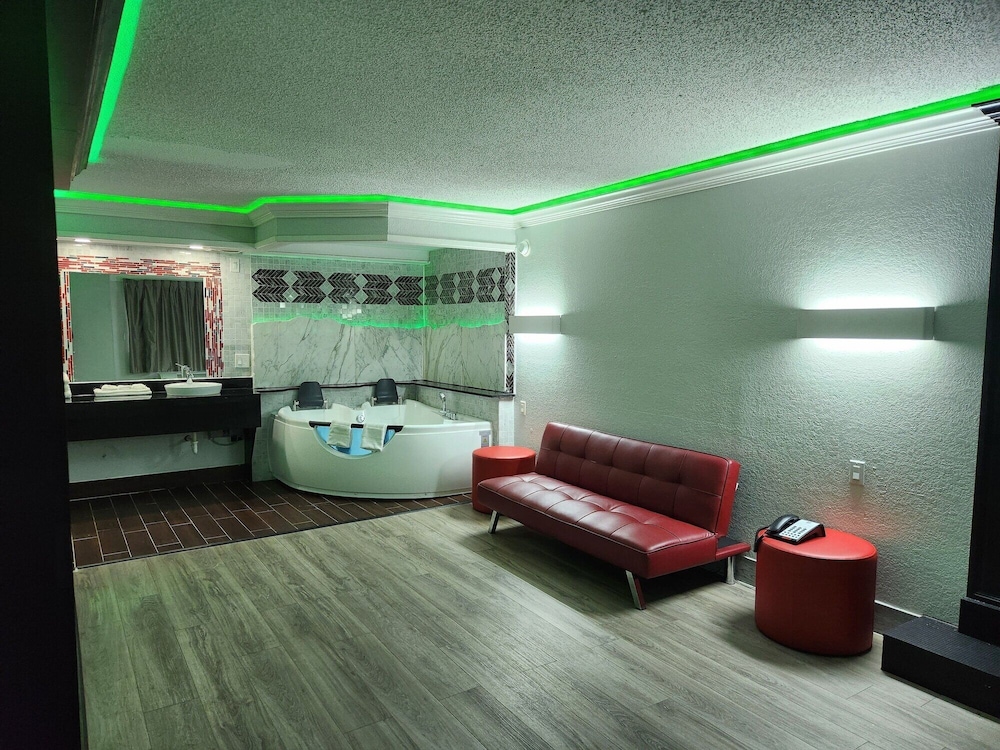 Motel6 North Little Rock, AR 28/43