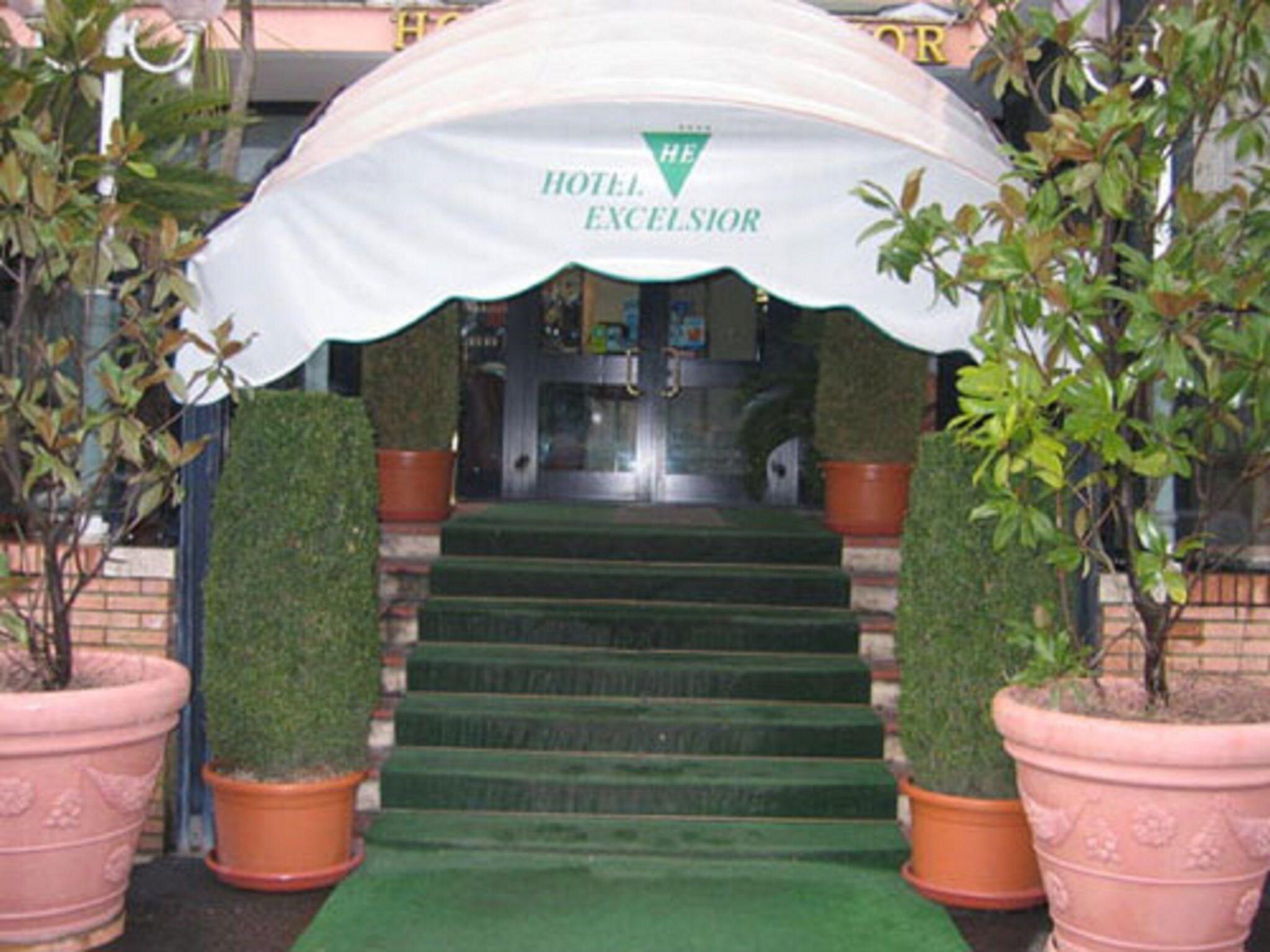Hotel Excelsior 11/39