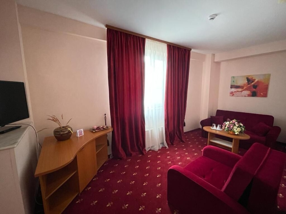 Class Hotel Constanta 16/24
