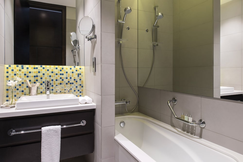 Fraser Suites Riyadh 10/77