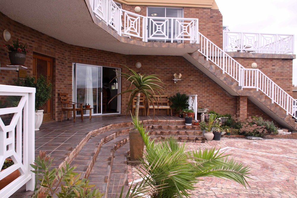 Blougans B&B Gansbaai 4/22