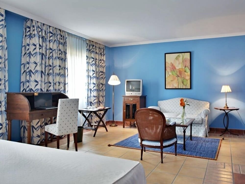 Hotel Mafalda De Castilla 22/43