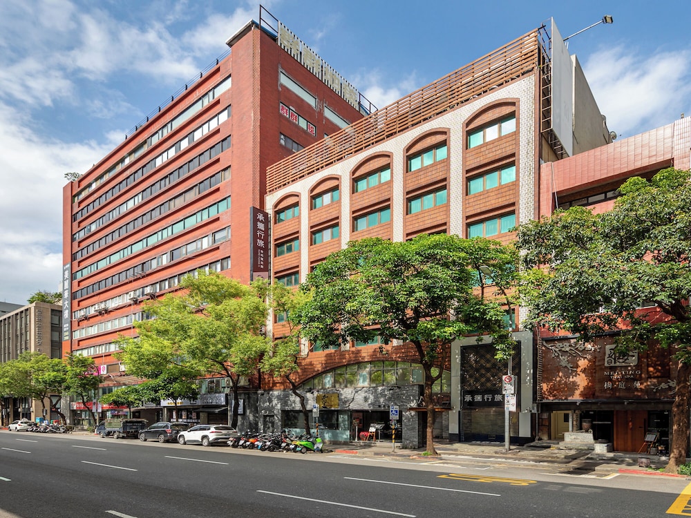 Guide Hotel Taipei Fuxing N. 64/71